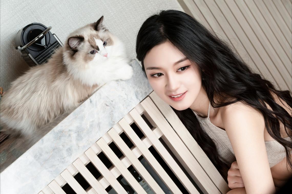 待在室内就不会中暑吗？丨中新真探